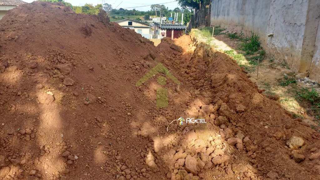 Terreno em Embu-Guaçu, no bairro Lagoa Grande