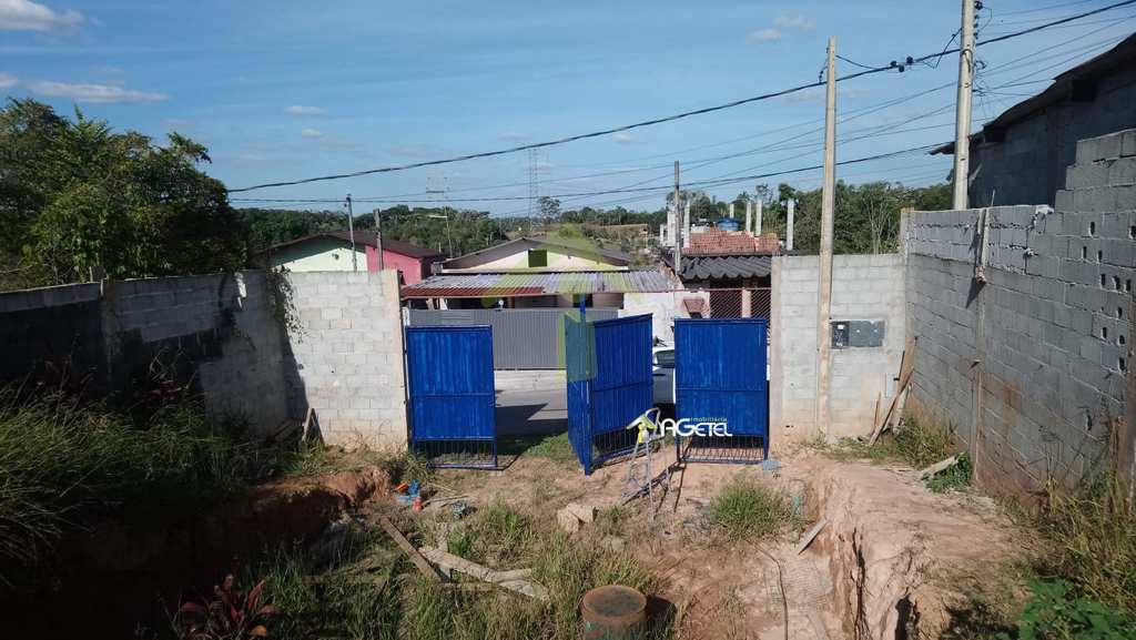 Terreno em Embu-Guaçu, no bairro Lagoa Grande