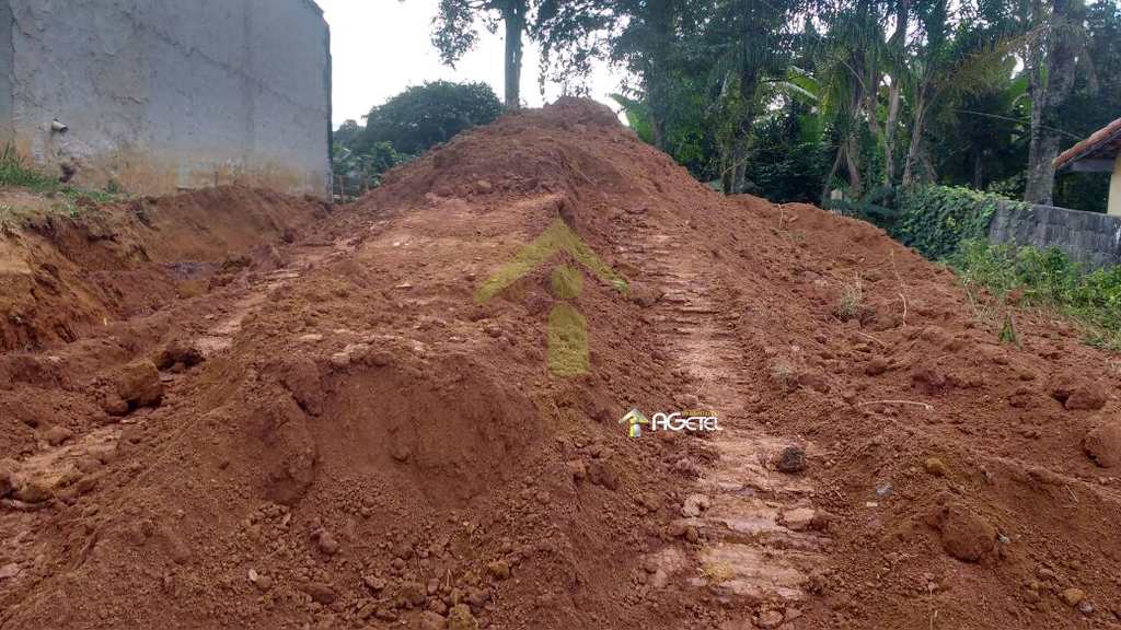 Terreno em Embu-Guaçu, no bairro Lagoa Grande