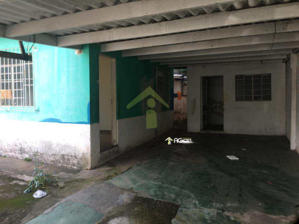 Casa em Embu-Guaçu, no bairro Jardim São Paulo