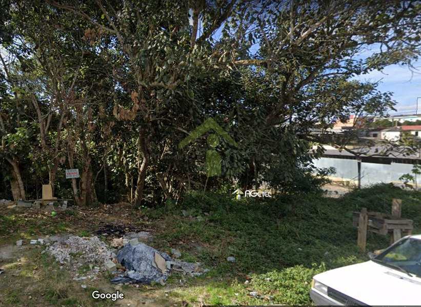 Terreno em Embu-Guaçu, no bairro Centro