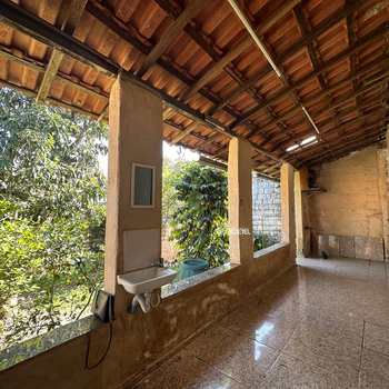 Terreno em Embu-Guaçu, bairro Vila Louro