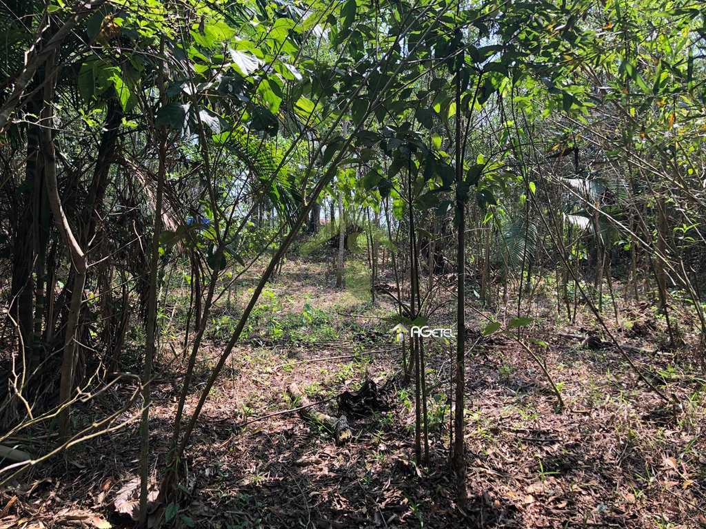 Terreno em Embu-Guaçu, no bairro Vila Cristina
