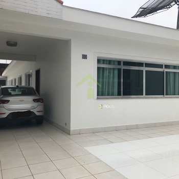 Casa Comercial em Embu-Guaçu, bairro Centro