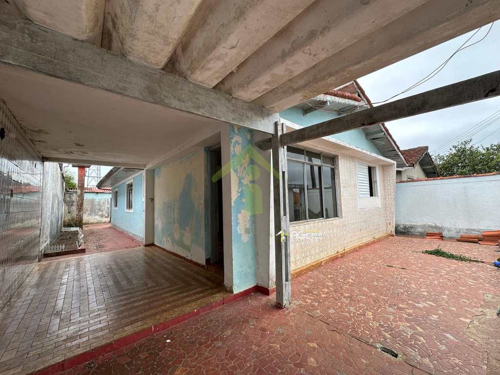 Casa em Embu-Guaçu, no bairro Jardim Emília