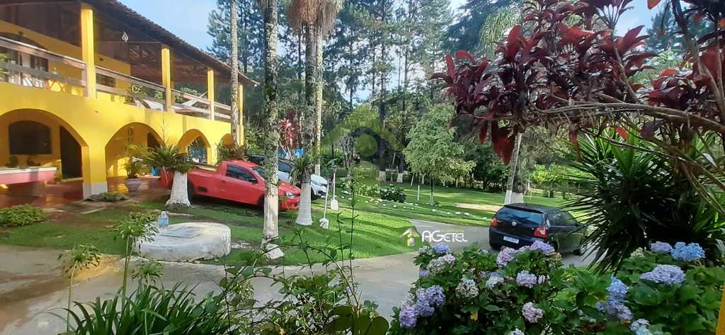 Chácara em Embu-Guaçu, no bairro Parque Imperial