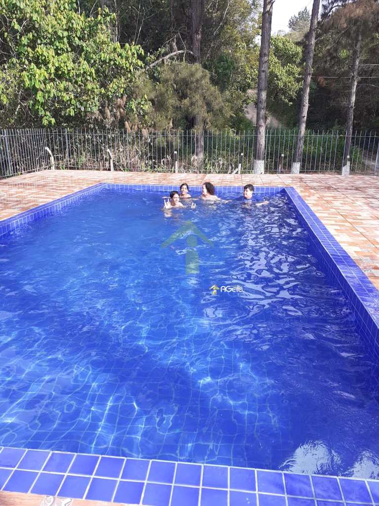 Chácara em Embu-Guaçu, no bairro Parque Imperial