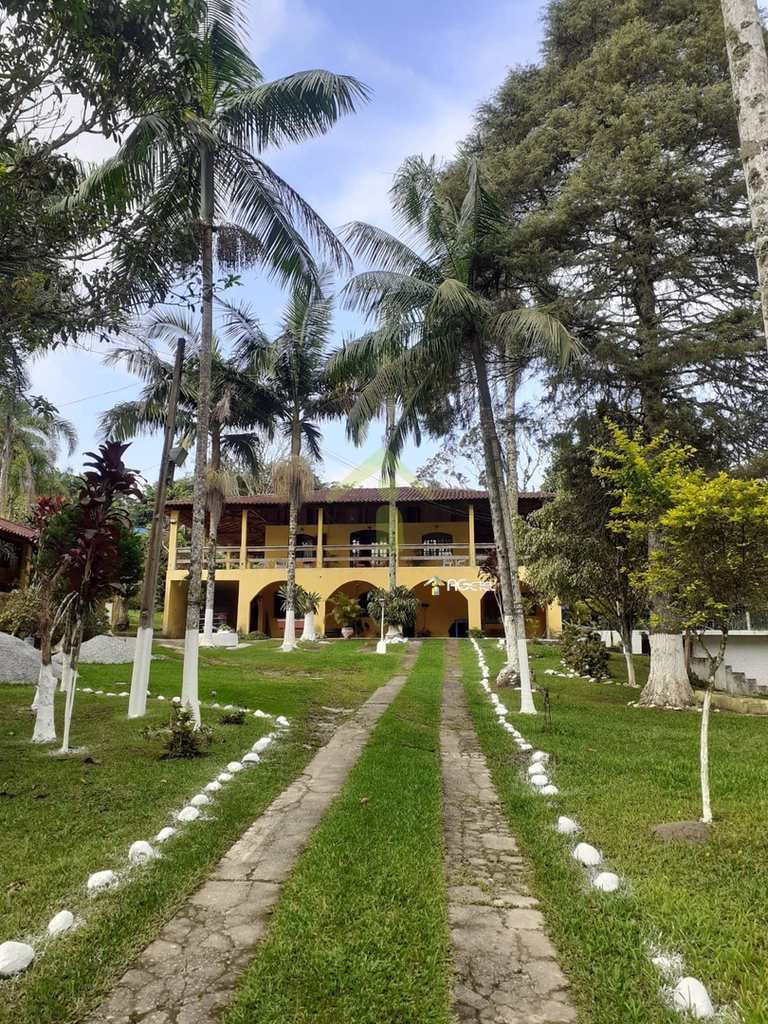 Chácara em Embu-Guaçu, no bairro Parque Imperial