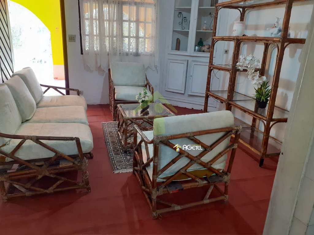 Chácara em Embu-Guaçu, no bairro Parque Imperial