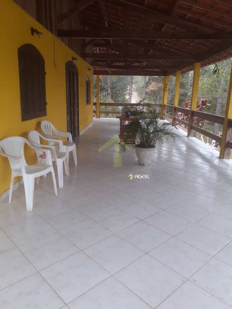 Chácara em Embu-Guaçu, no bairro Parque Imperial
