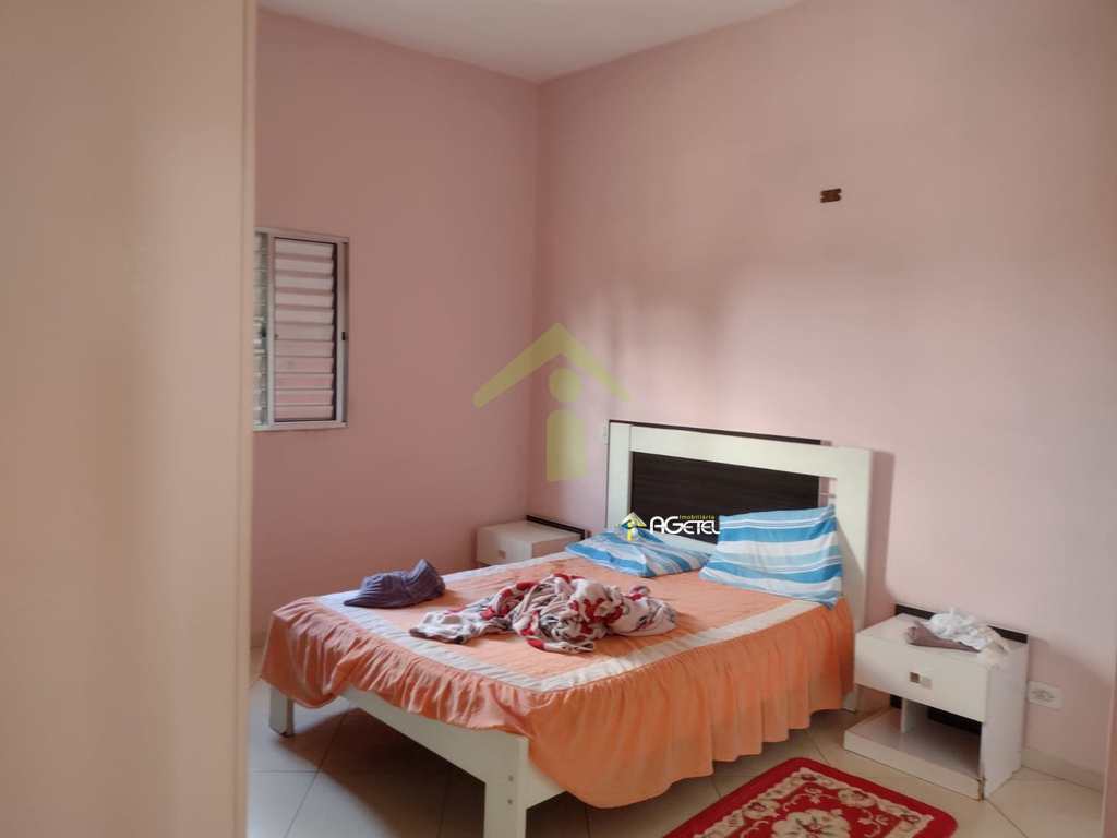 Casa em Embu-Guaçu, no bairro Chácara Flórida