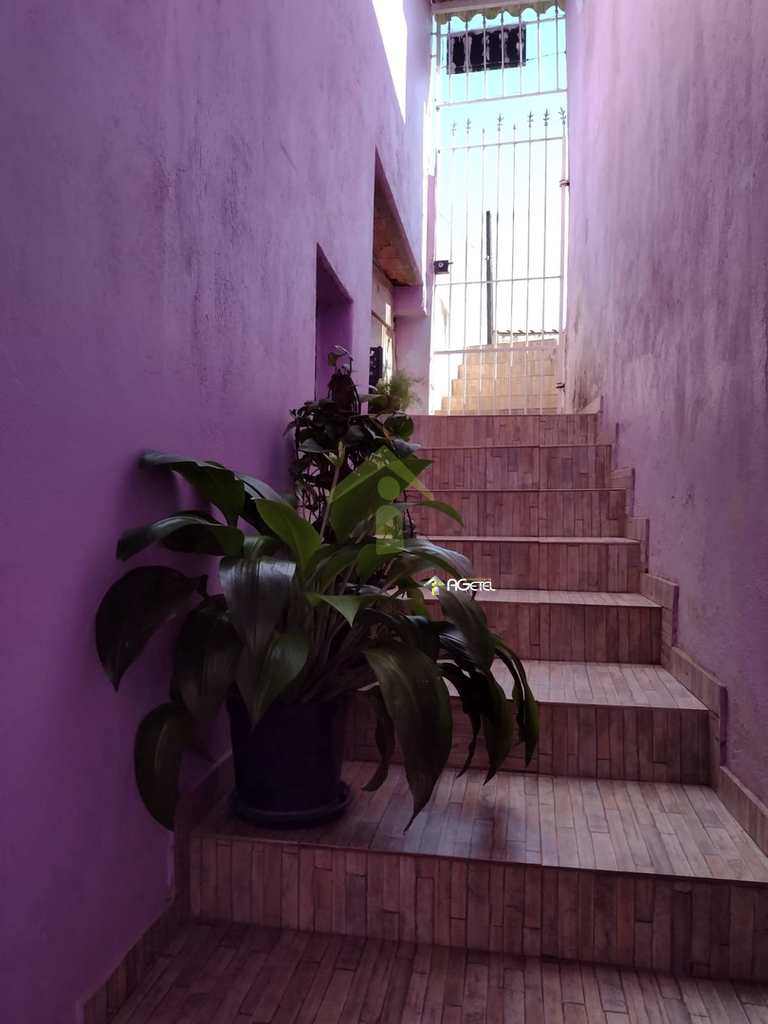 Casa em Embu-Guaçu, no bairro Chácara Flórida
