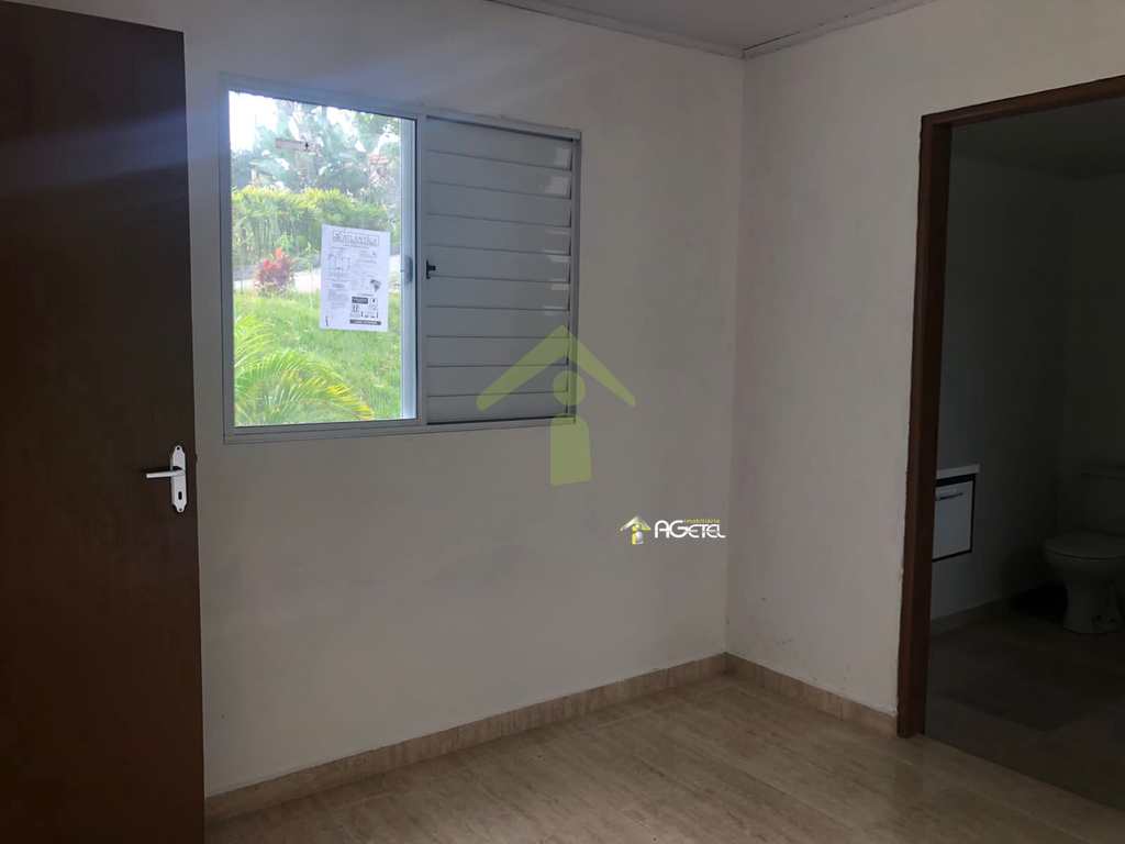 Casa em Embu-Guaçu, no bairro Chácara Flórida