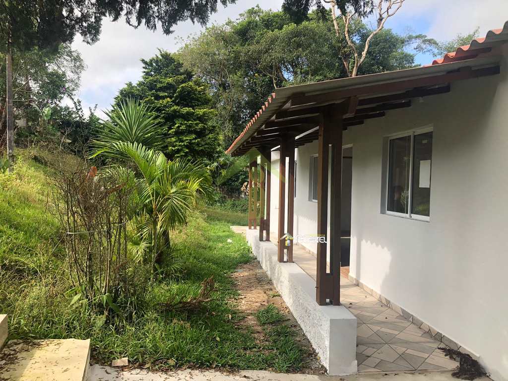 Casa em Embu-Guaçu, no bairro Chácara Flórida