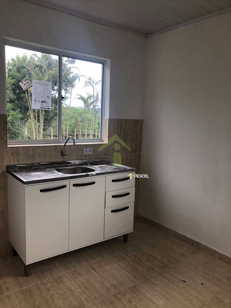 Casa em Embu-Guaçu, no bairro Chácara Flórida