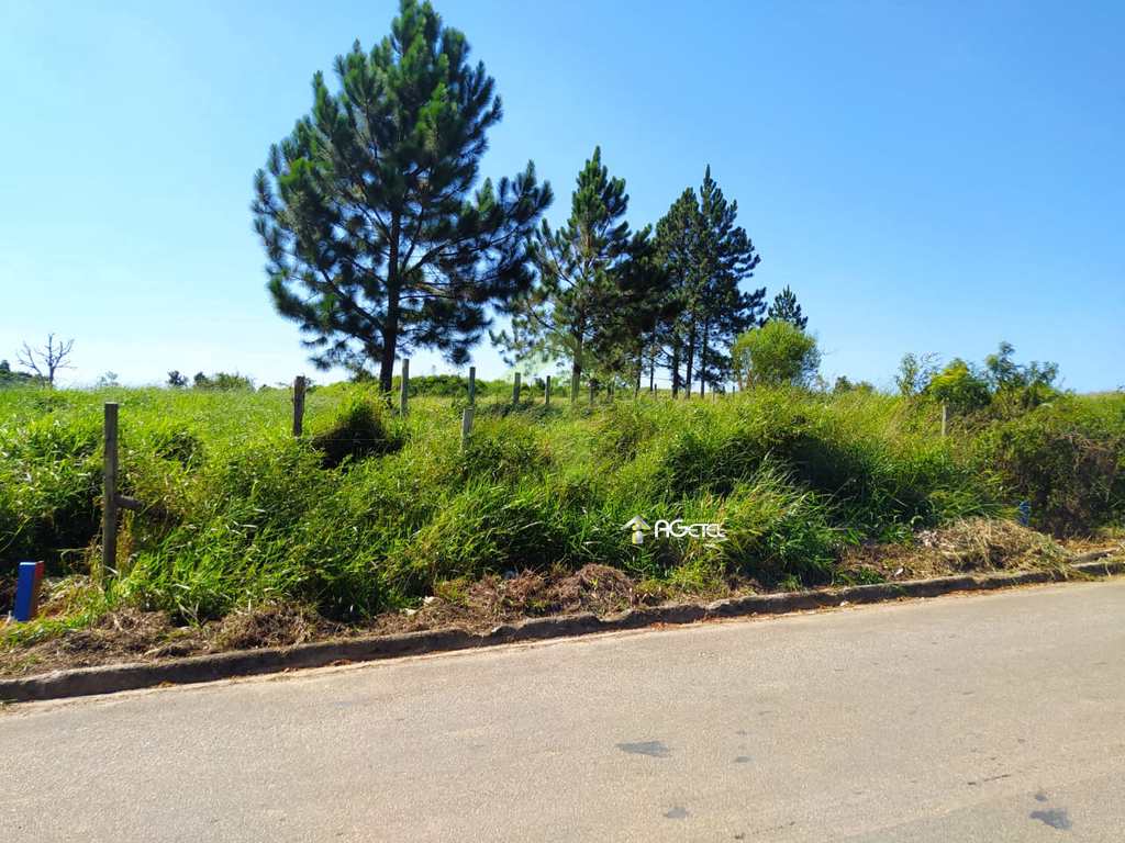 Terreno em Embu-Guaçu, no bairro Chácara Flórida