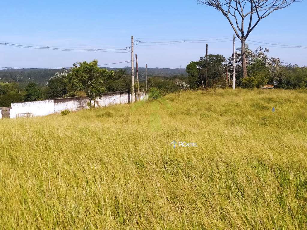 Terreno em Embu-Guaçu, no bairro Chácara Flórida