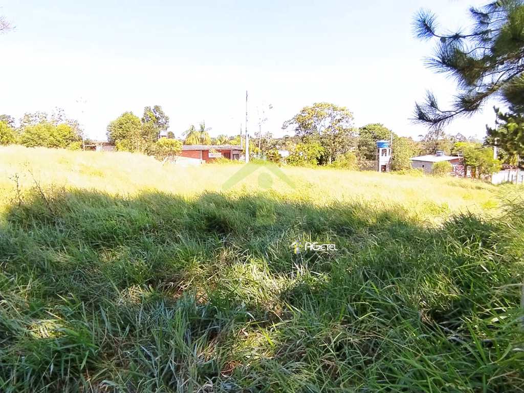 Terreno em Embu-Guaçu, no bairro Chácara Flórida