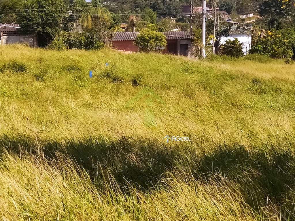 Terreno em Embu-Guaçu, no bairro Chácara Flórida