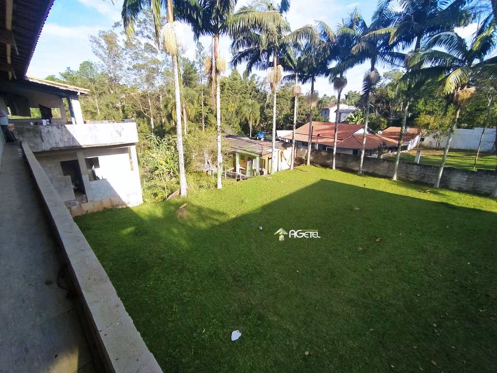Chácara em Embu-Guaçu, no bairro Filipinho