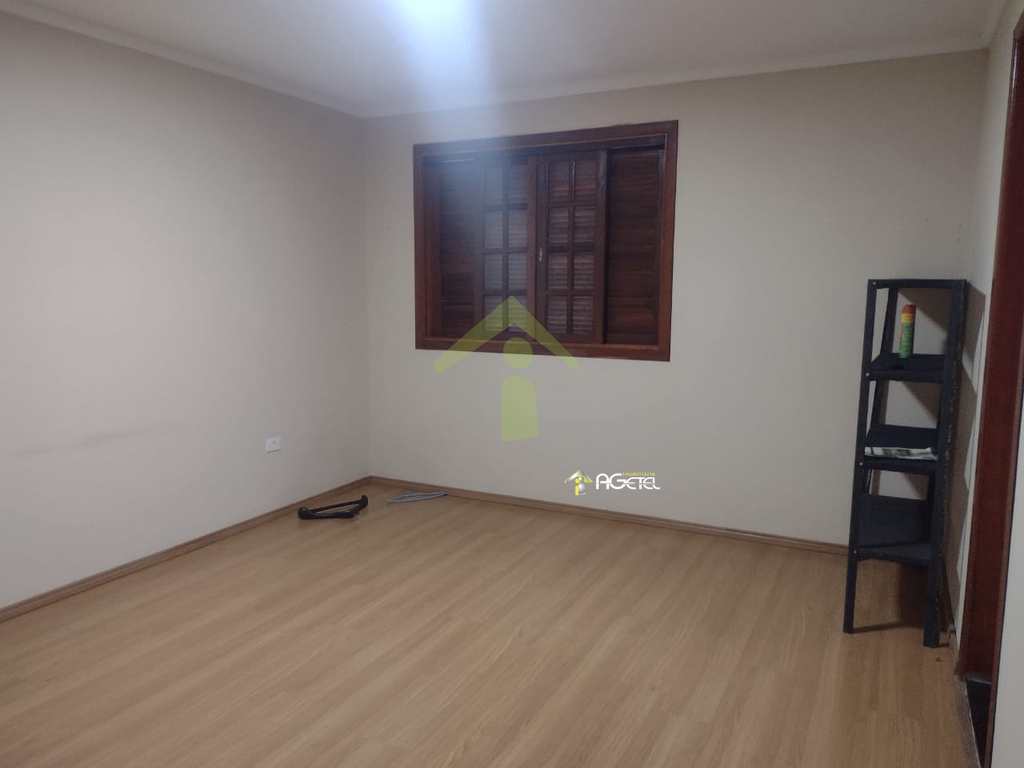 Chácara em Embu-Guaçu, no bairro Filipinho