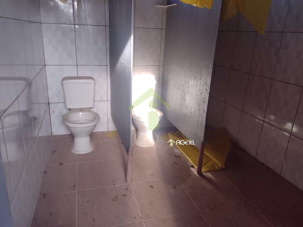 Chácara em Embu-Guaçu, no bairro Filipinho