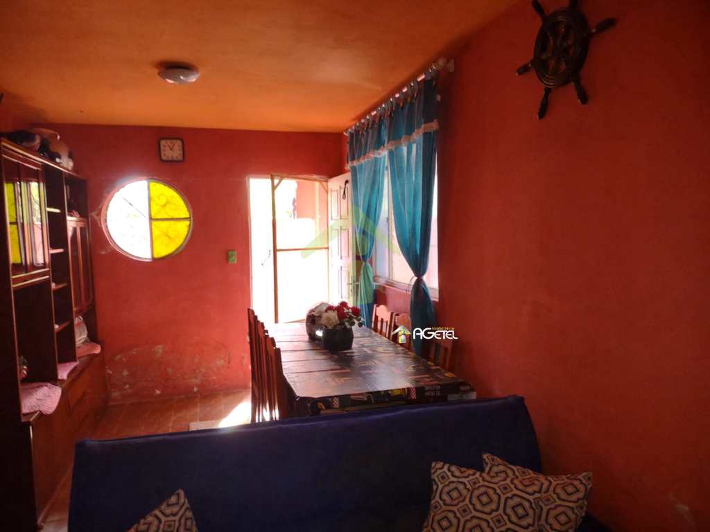 Chácara em Embu-Guaçu, no bairro Granjinha