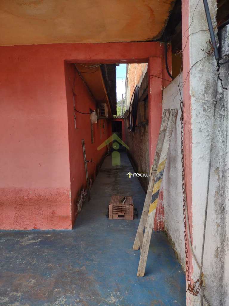 Chácara em Embu-Guaçu, no bairro Granjinha