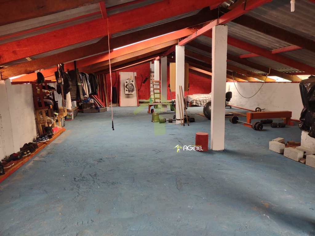 Chácara em Embu-Guaçu, no bairro Granjinha