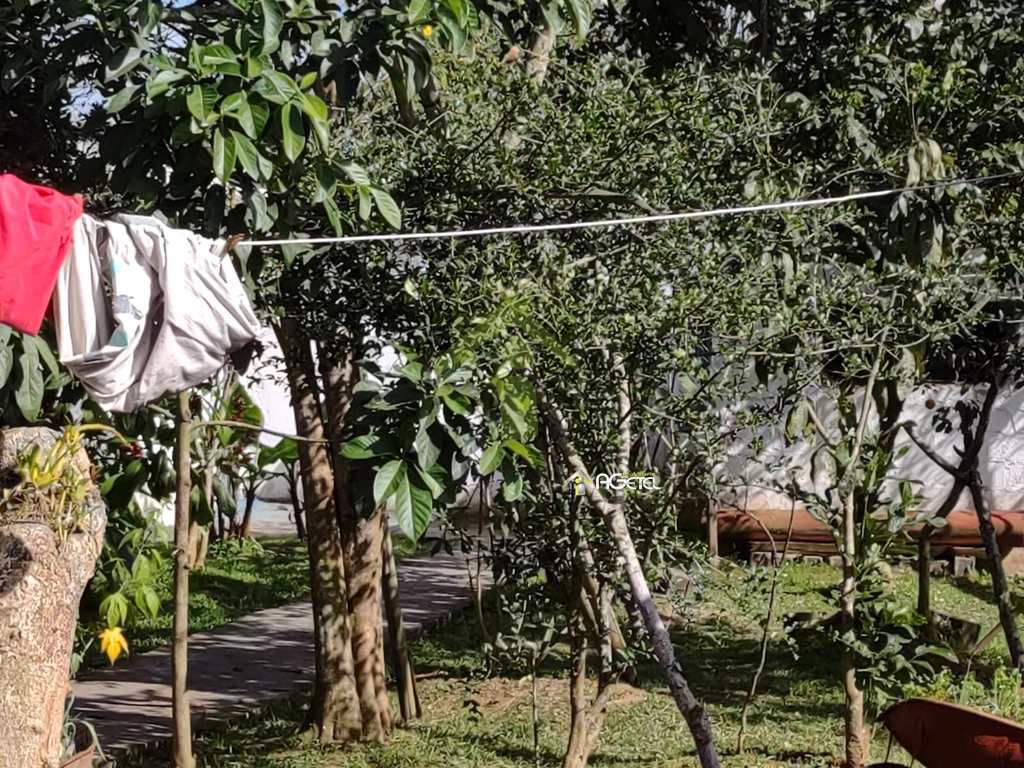 Chácara em Embu-Guaçu, no bairro Granjinha