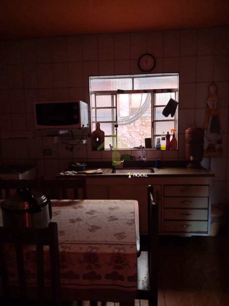 Chácara em Embu-Guaçu, no bairro Granjinha