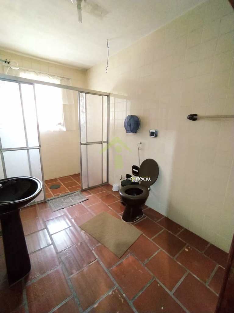 Sítio em Embu-Guaçu, no bairro Mina de Ouro