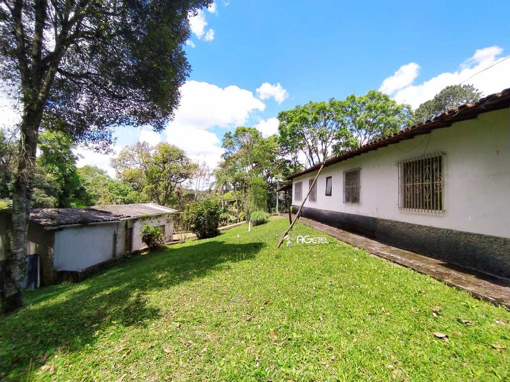 Sítio em Embu-Guaçu, no bairro Mina de Ouro