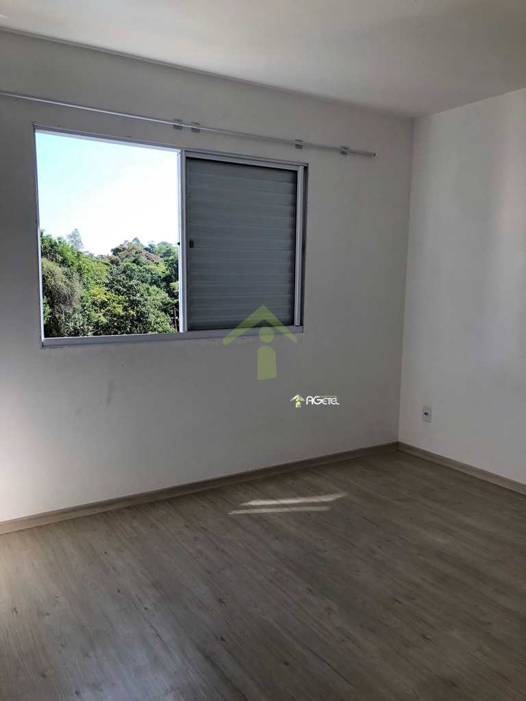 Apartamento em Embu-Guaçu, no bairro Cipó