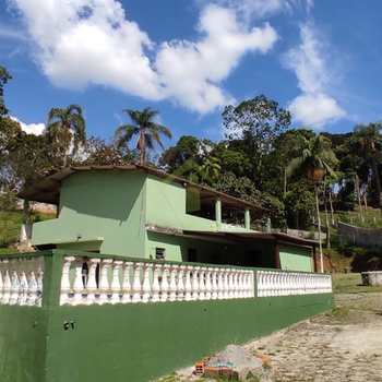 Sítio em Embu-Guaçu, bairro Sapateiro