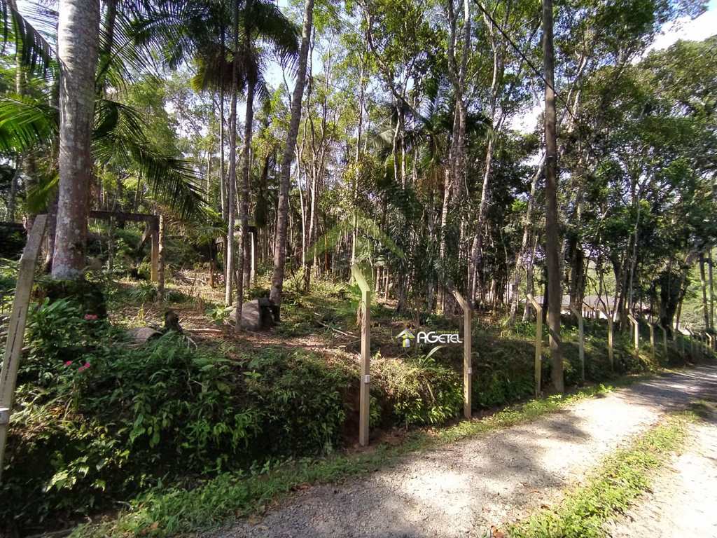 Terreno em Embu-Guaçu, no bairro Recreio Represa do Cipó