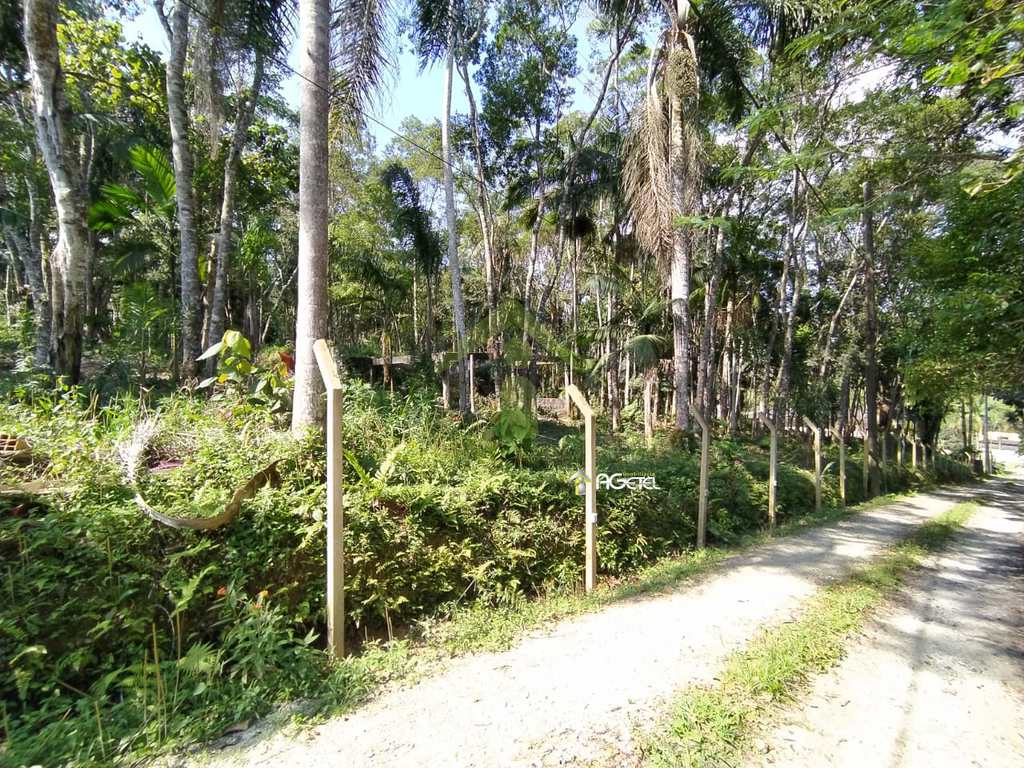 Terreno em Embu-Guaçu, no bairro Recreio Represa do Cipó
