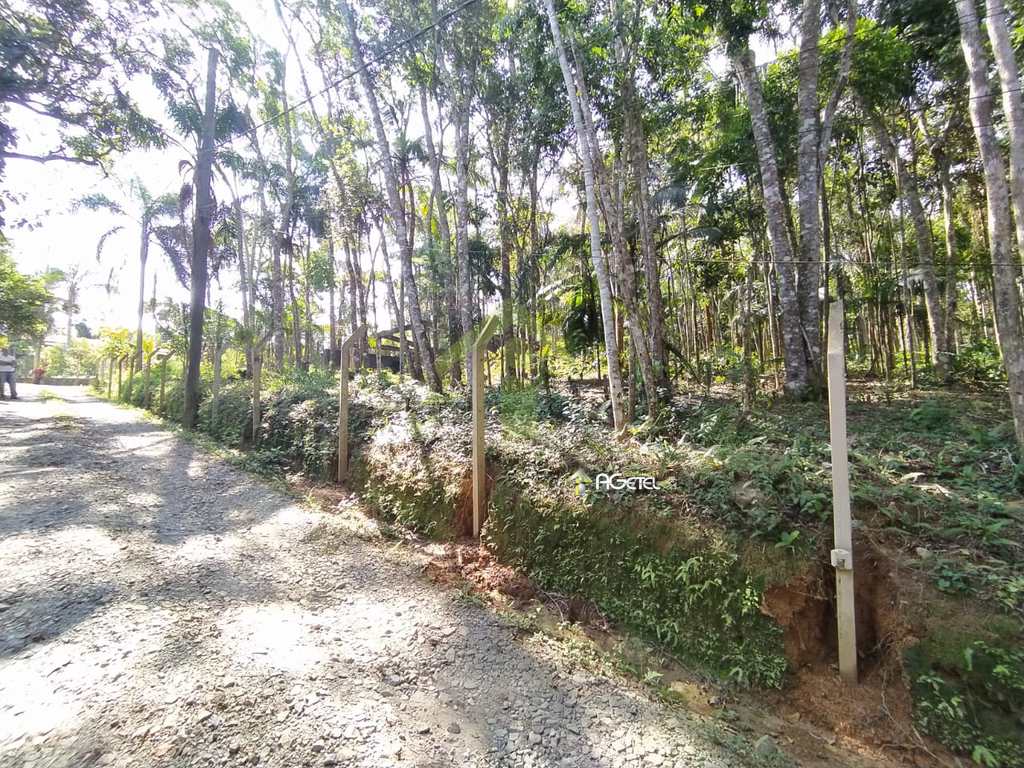 Terreno em Embu-Guaçu, no bairro Recreio Represa do Cipó