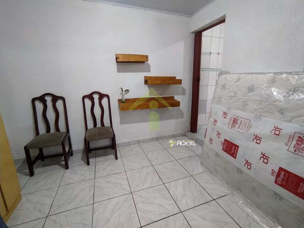 Casa em Embu-Guaçu, no bairro Parque Itararé