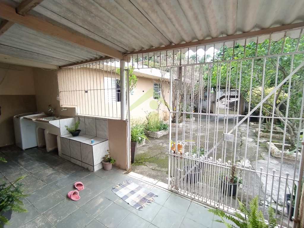 Casa em Embu-Guaçu, no bairro Parque Itararé