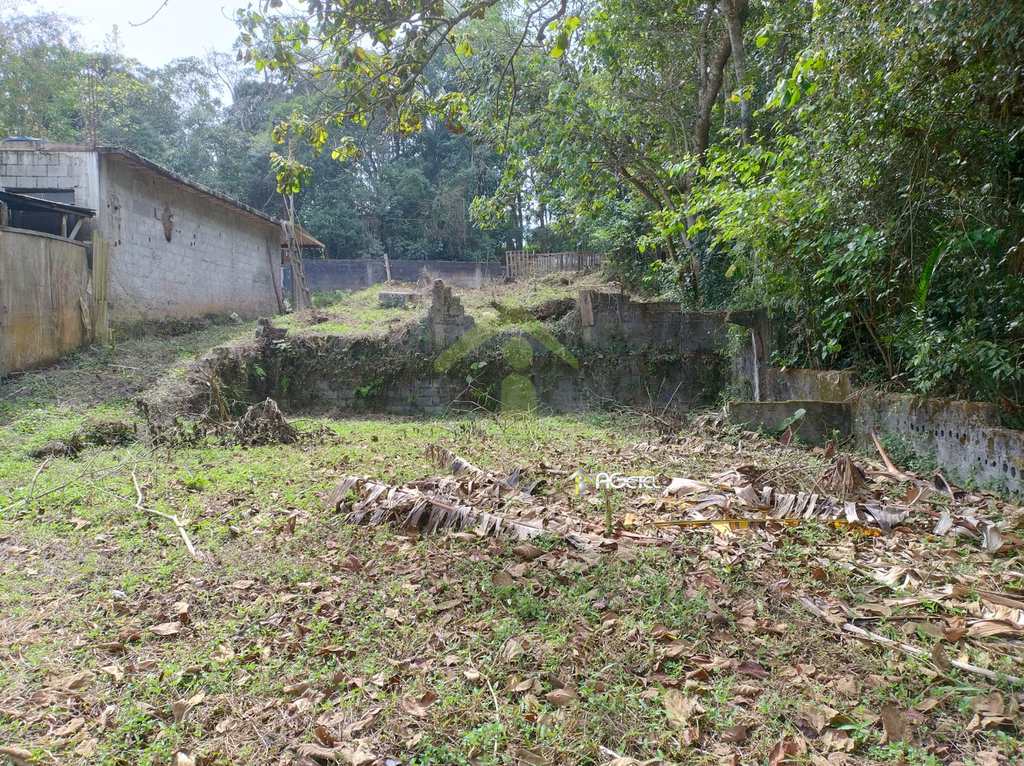 Terreno em Embu-Guaçu, no bairro Chácaras Humaita