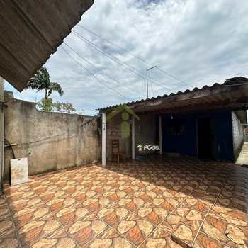 Casa em Embu-Guaçu, bairro Granjinha
