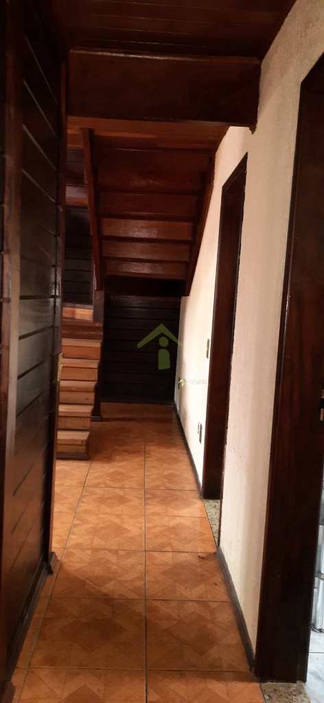 Sobrado em Embu-Guaçu, no bairro Cipó
