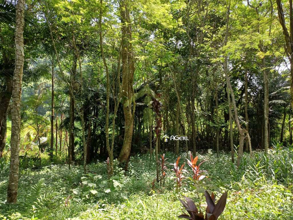 Terreno em Embu-Guaçu, no bairro Mombaça