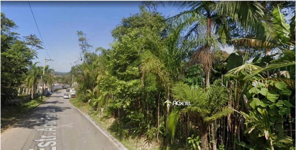 Terreno em Embu-Guaçu, no bairro Chácara Riachuelo