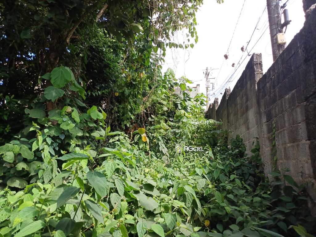 Chácara em Itapecerica da Serra, no bairro Cidade Santa Júlia
