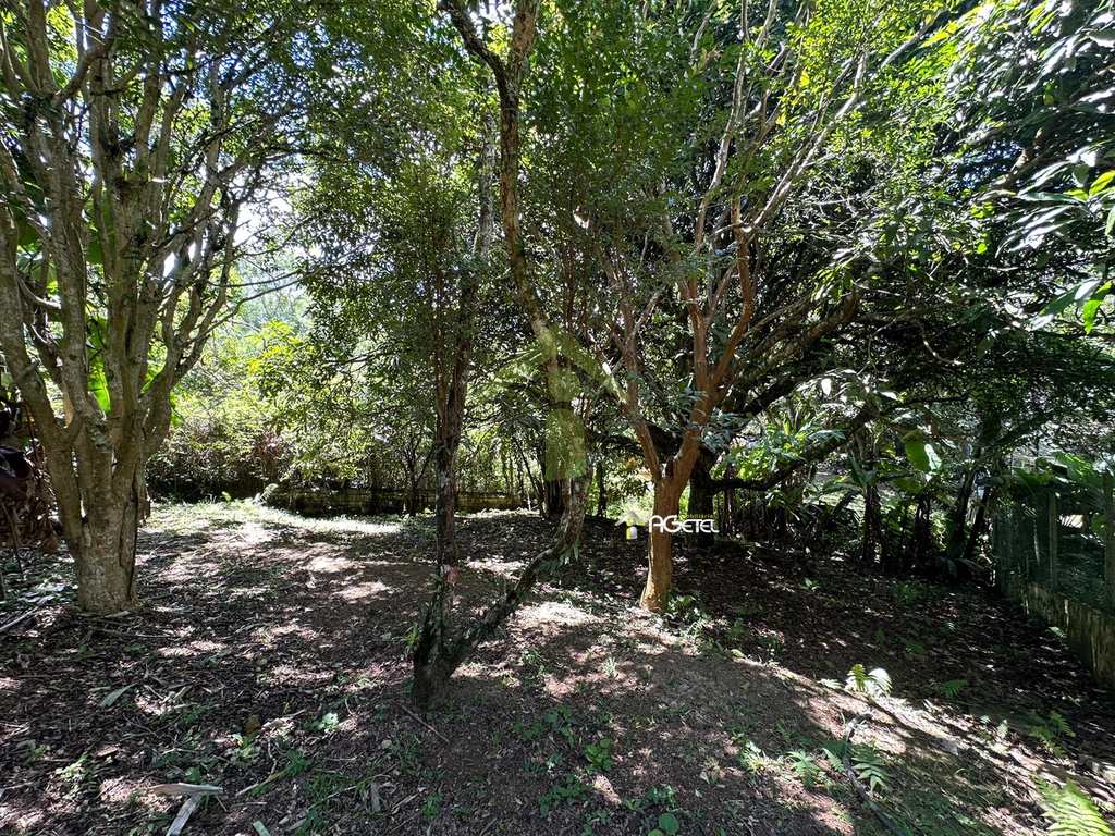Chácara em Embu-Guaçu, no bairro Chácara Bonanza