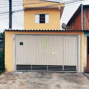 Sobrado em Embu-Guaçu, bairro Cipozinho