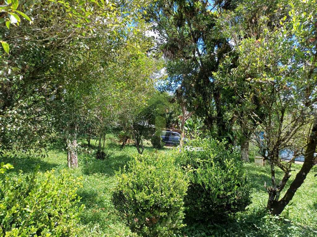 Chácara em Embu-Guaçu, no bairro Penteado