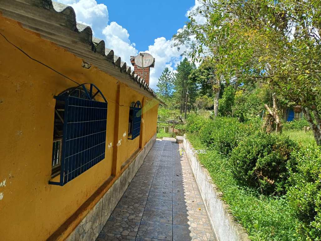 Chácara em Embu-Guaçu, no bairro Penteado